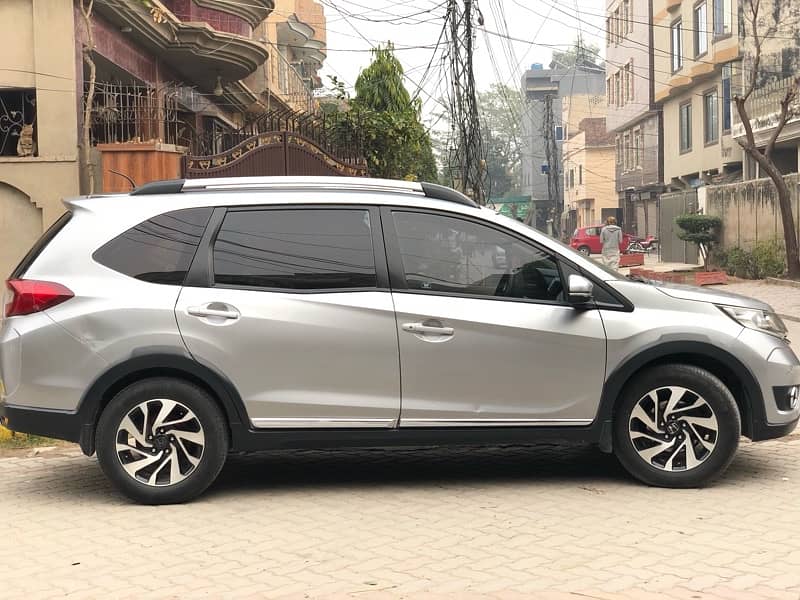 Honda BR-V 2017 8