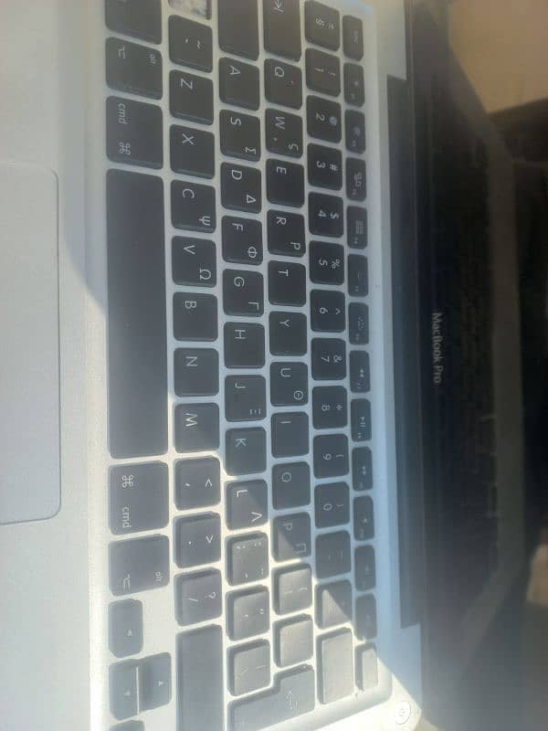 mac  book pro 2011 4gb ram 500gb ssd 0