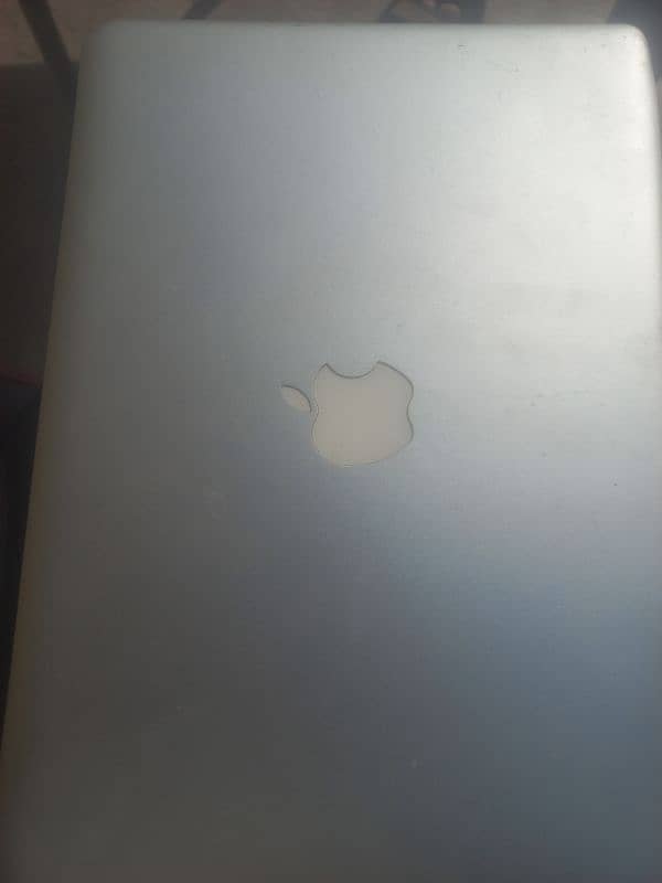 mac  book pro 2011 4gb ram 500gb ssd 3