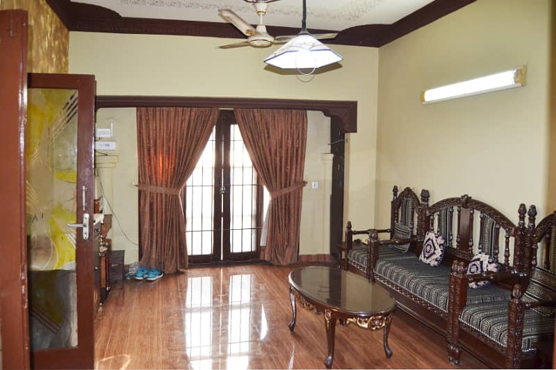 Clifton Block 5, 250 Yards. Fully Furnished, 4 Bedroom Town House for Sale. 13