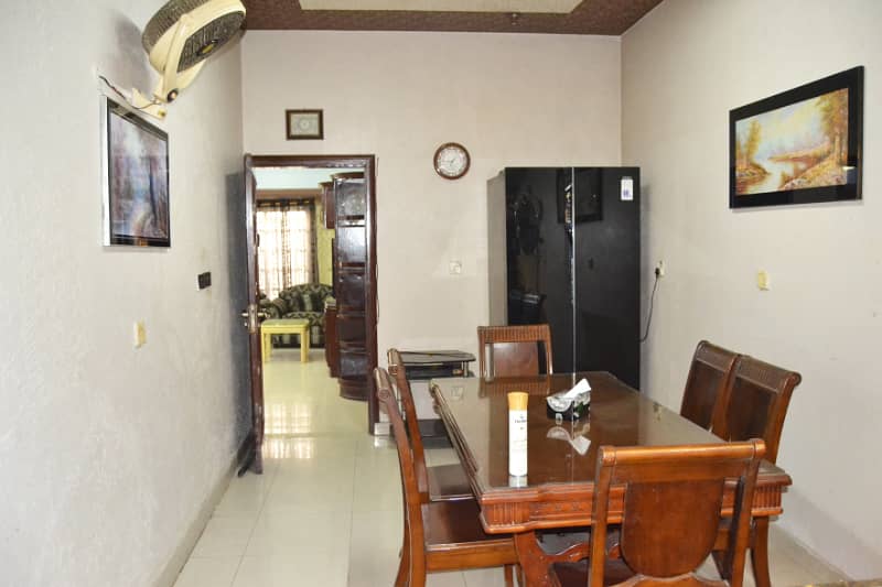 Clifton Block 5, 250 Yards. Fully Furnished, 4 Bedroom Town House for Sale. 14