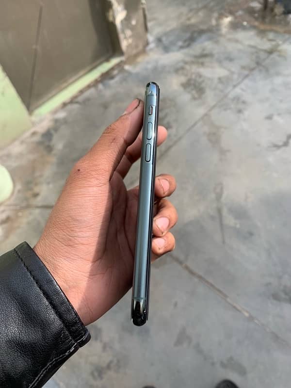 iPhone 11 Pro 64gb 4