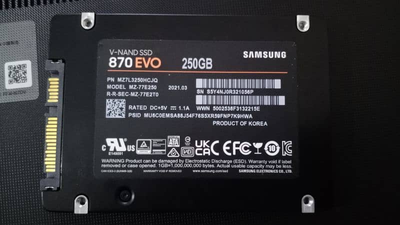 Samsung evo 870 SATA 2.5" 250gb 1