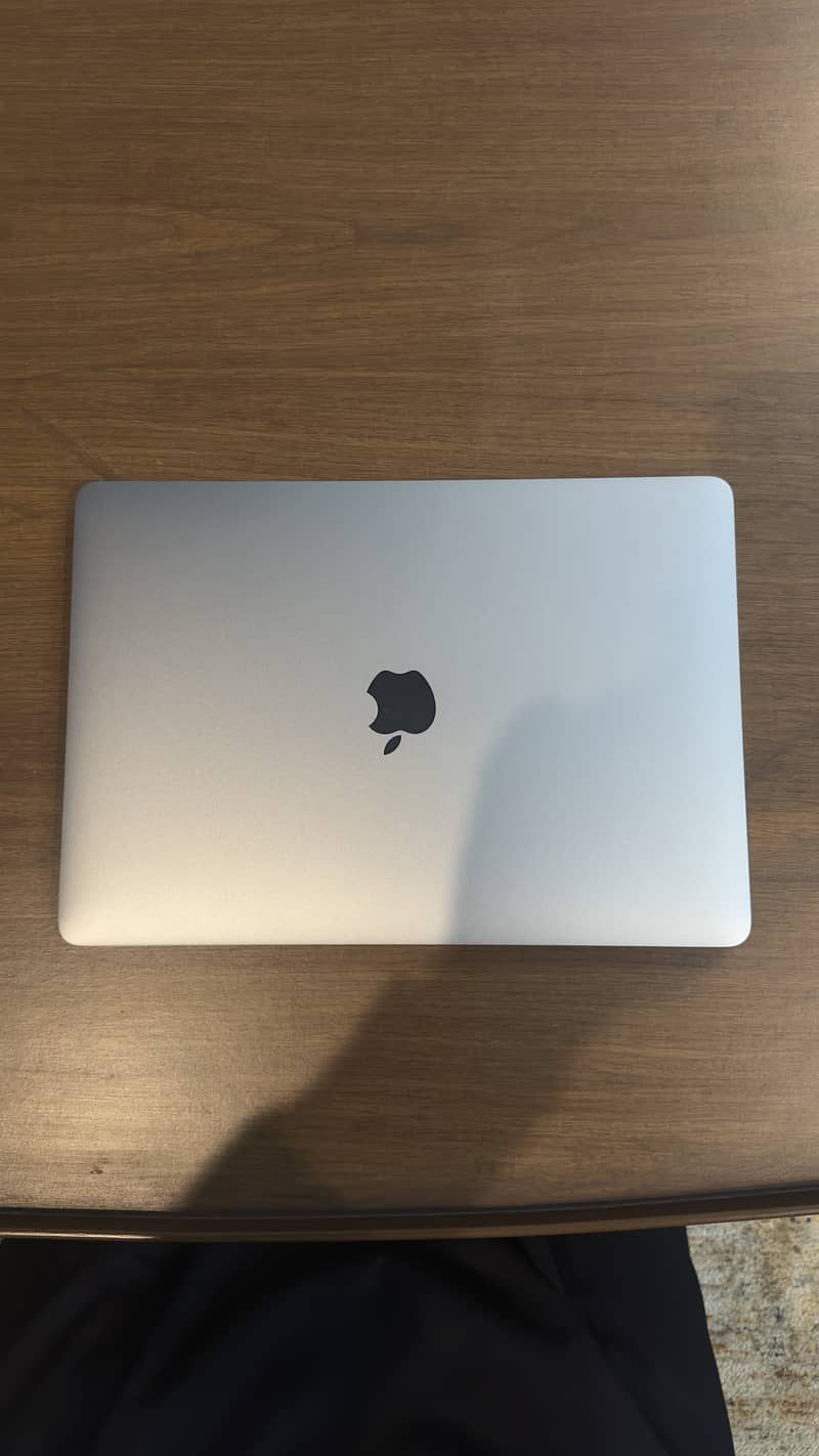 Macbook pro 2017 (10/10) | 8/128 | Original Box, Charger and Cable 3