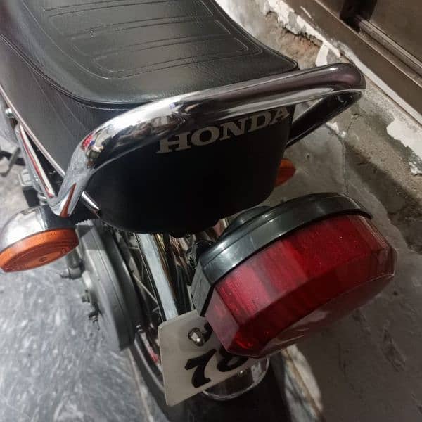 Honda CG 125cc Special edition 3