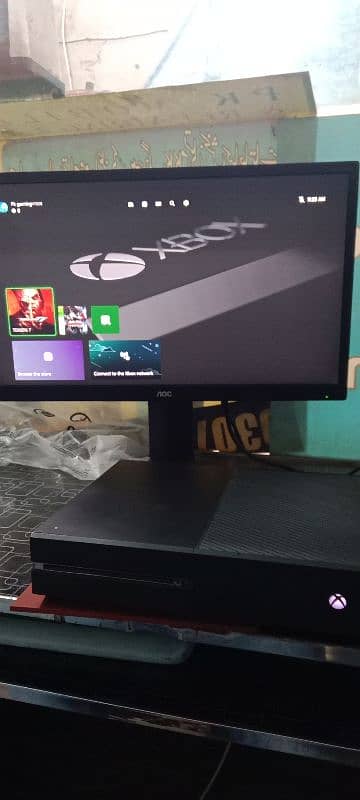 Xbox one 500GB 3