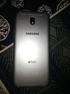 Samsung J7 pro urgent selling