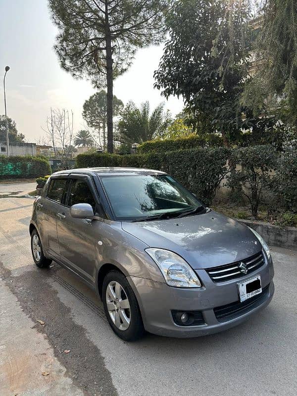 Suzuki Swift DLX Model 2016 2