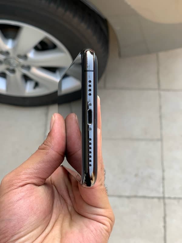 Iphone Xs Max 4