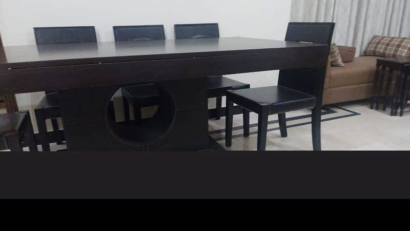 8 seater dinning table made in Malaysia with pure wood 3