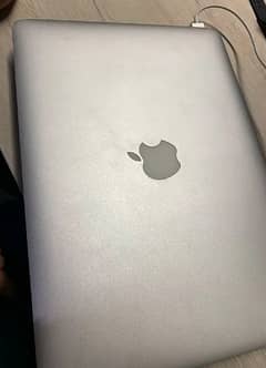 Apple macbook air mid 2012 (price is negotiable)