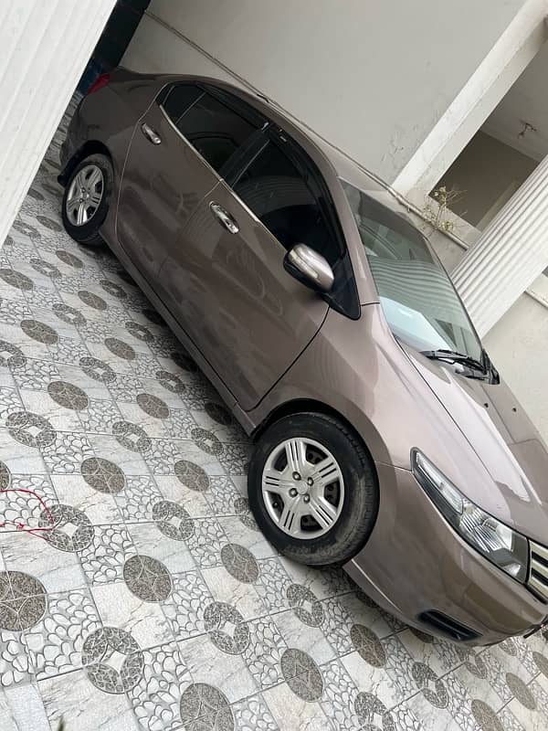 Honda City  genuine condition, betterthen vitz,cultus,swift,toyota 2