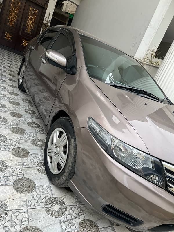 Honda City  genuine condition, betterthen vitz,cultus,swift,toyota 4