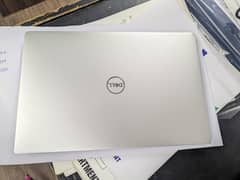 XPS 13'' with 8gen Intel and 8 GB RAM 500 GB ROM