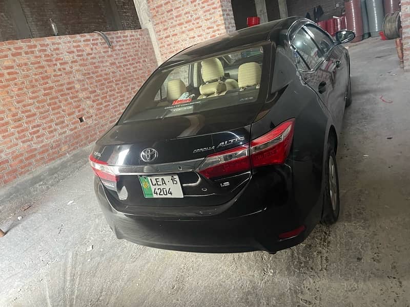 Toyota Corolla Altis 2014 (03215682896) 1