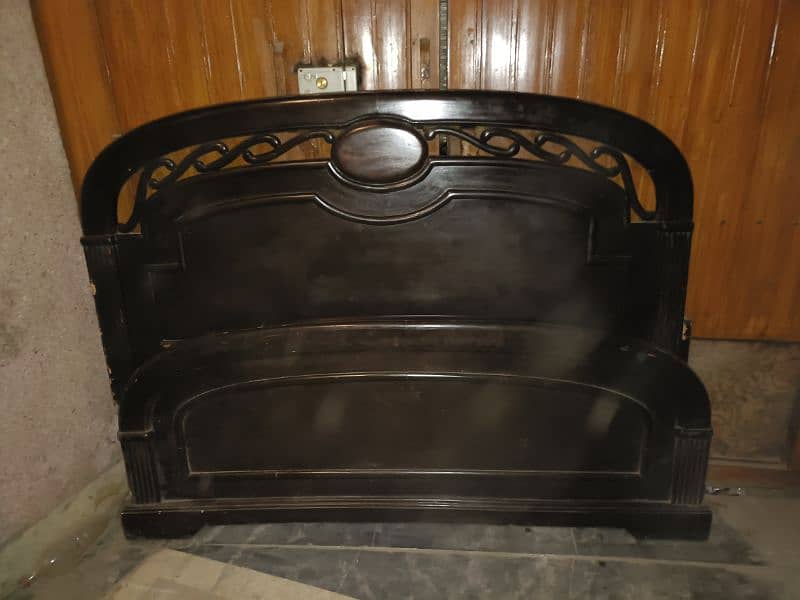 Double Bed in good condition 2