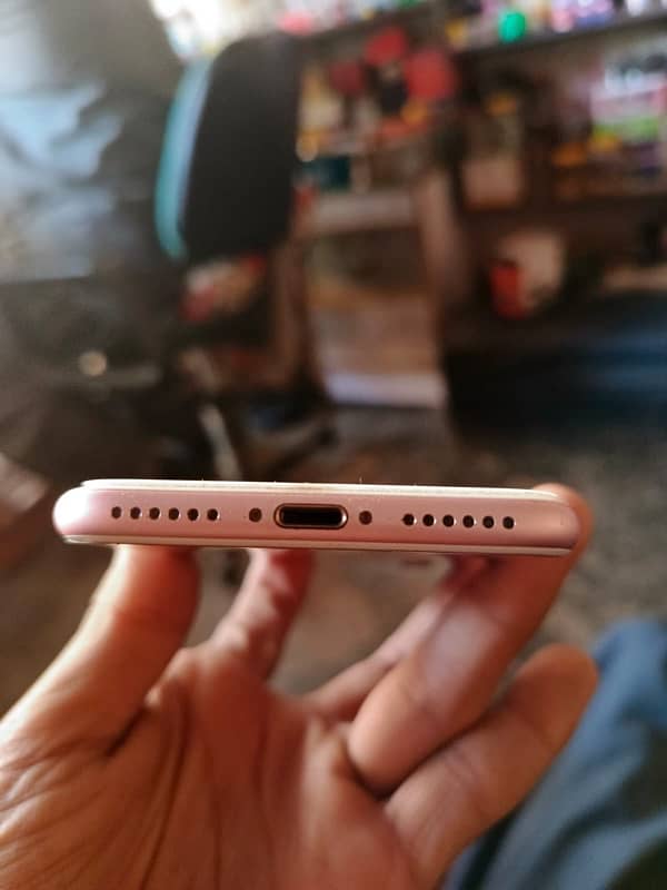 iphone 7 pta approved 10/10 condition 1