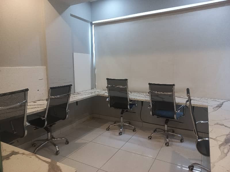 DEFENCE NEAR 26 STREET FULL FURNISHED OFFICE FOR RENT 24 TIMES WITH LIFT GENERATOR 26