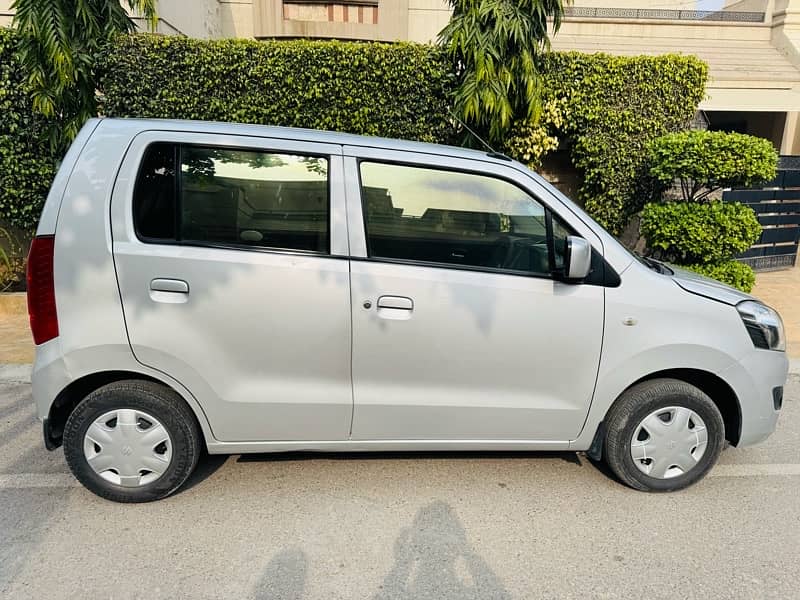 Suzuki Wagon R 2018 4