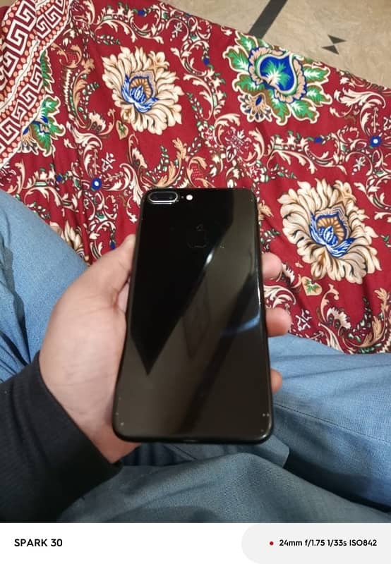 iPhone 7 Plus black colour 1