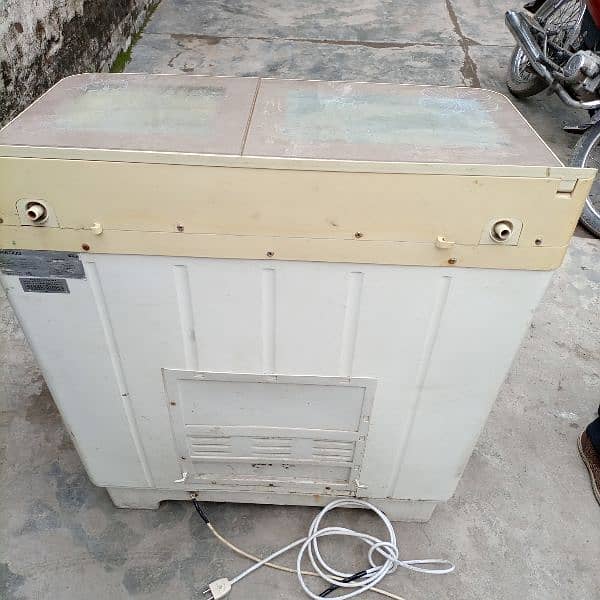 Kenwood semi automatic washing machine for Sale 5