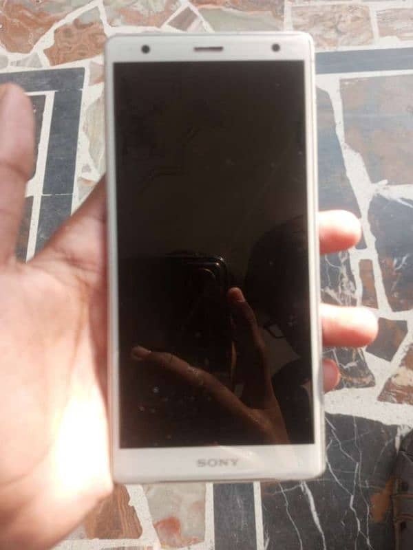 SONY XPERIA XZ2 0