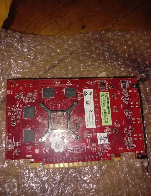 Graphic Card for Sell ( Amd Firepro W5100 ) ( 4-Gb  128-bit  ddr5 ) 3