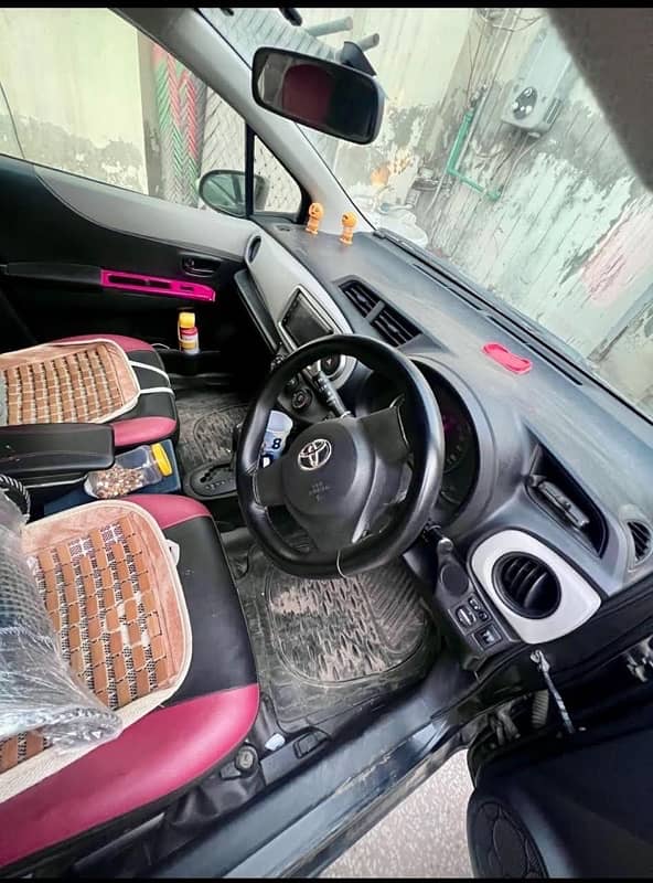 Toyota Vitz 2016 1