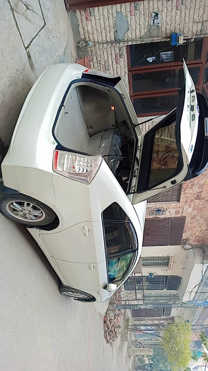 Toyota Prius 2010 8