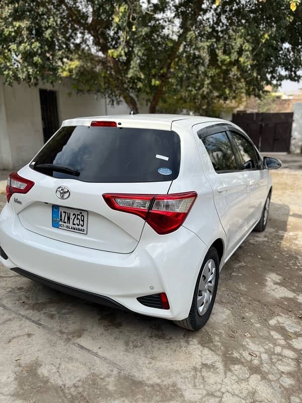 Toyota Vitz 2018 3