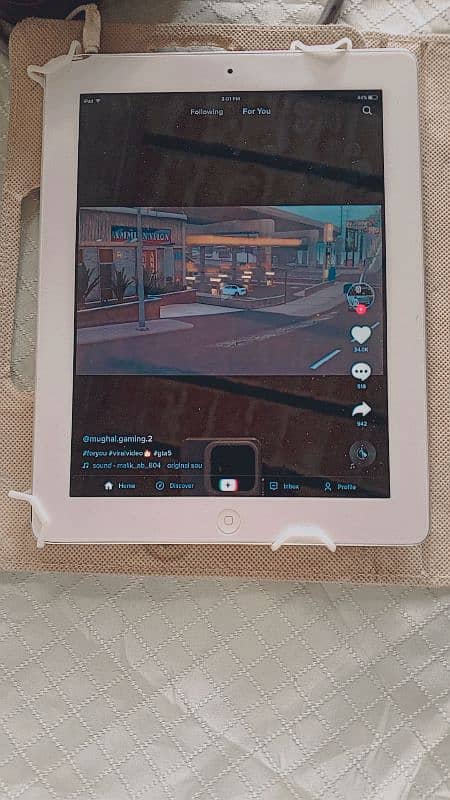 Apple ipad New and fresh 2