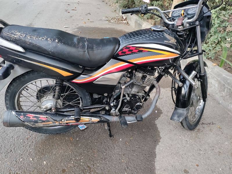 I want to sell my bike at earliest. CG DREAM 125 4