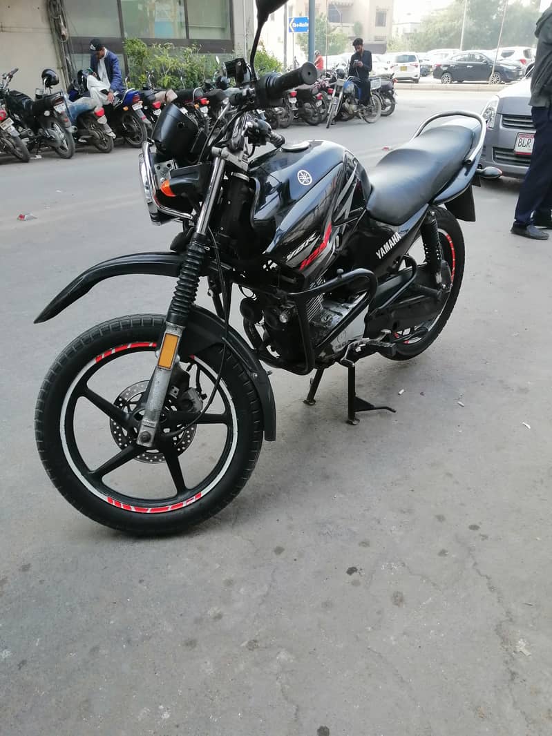 Yamaha YBR 125G 2018 7