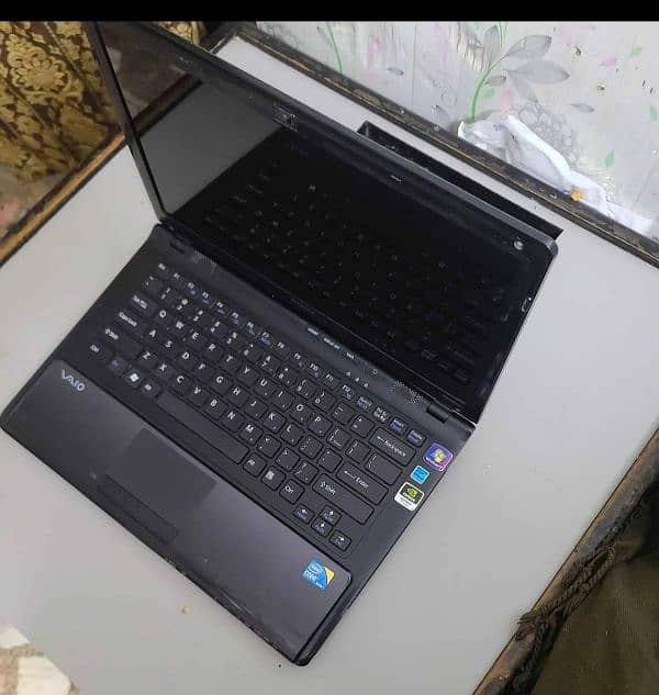 Sony Laptop 4