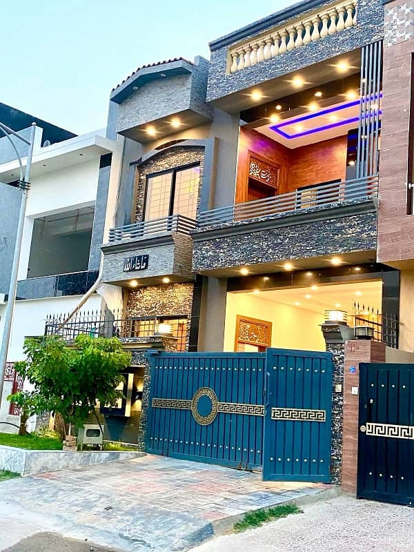 5 MARLA LUXURY BRAND NEW HOUSE FOR SALE C BLOCK FAISAL TOWN F-18 ISLAMABAD ALL FACILITY AVAILABLE 2