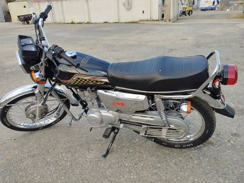 2023 model 125 1