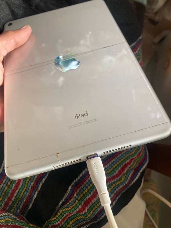 iPad mini 5 64 box 1