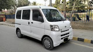 Daihatsu Hijet 2012/2017 half cruise