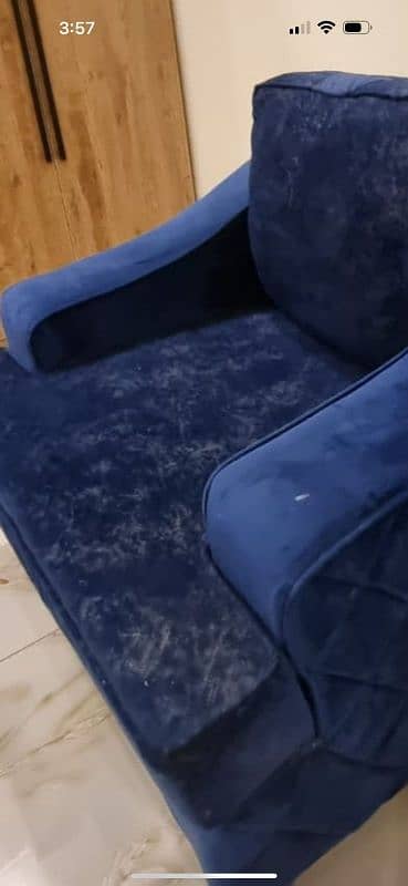 1 seater sofa like a new 1