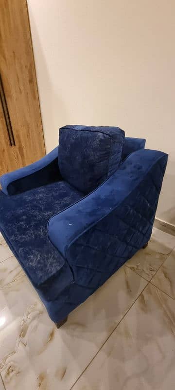 1 seater sofa like a new 2