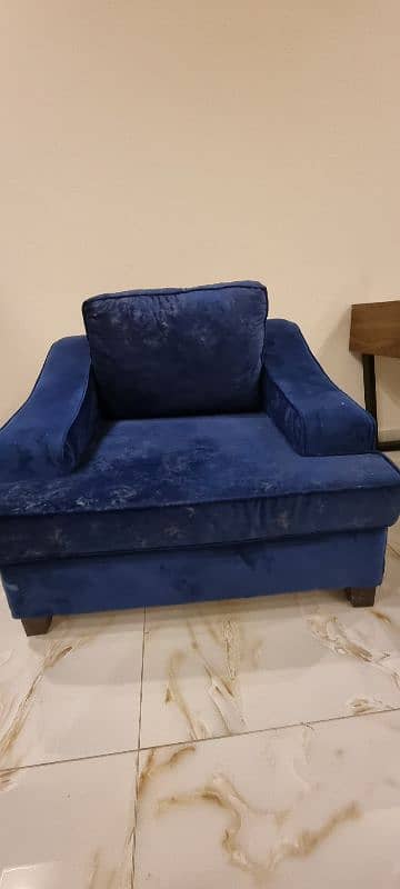 1 seater sofa like a new 3