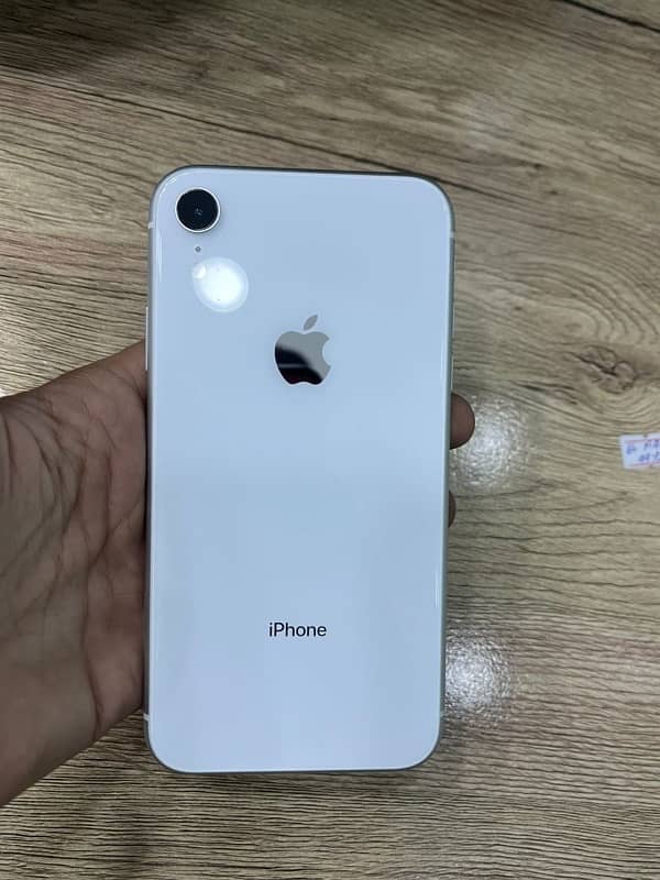 iPhone Xr 64Gb Pta Approved 0