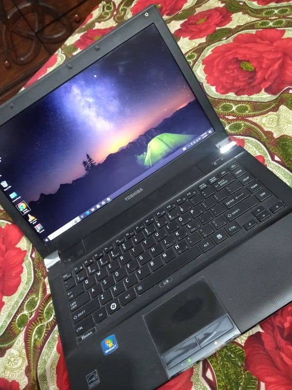 Laptop Core i3 4 250 gb 3