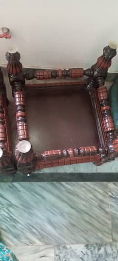 table for sale in new condition