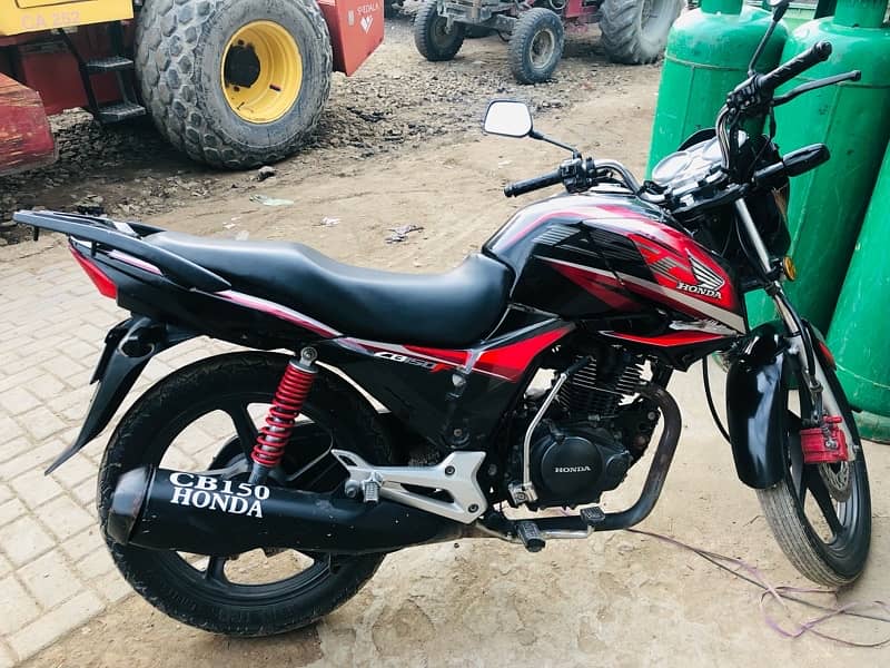 honda cb 150 2018 ka number ha likn model 2019 ha demand 2 lac 90hazar 4