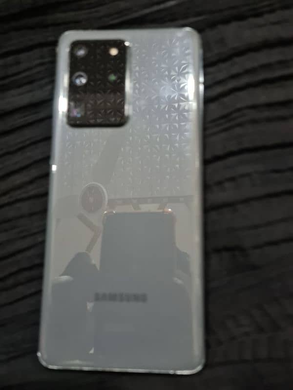 Samsung Galaxy S20 Ultra 2