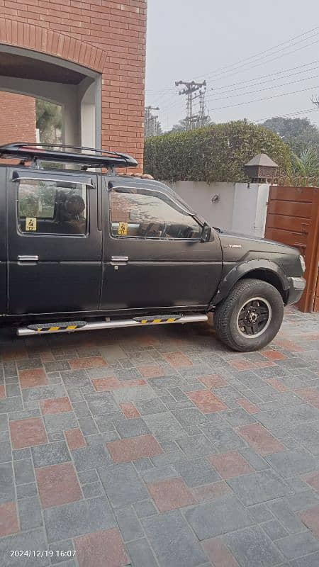 Nissan Navara 1991 7