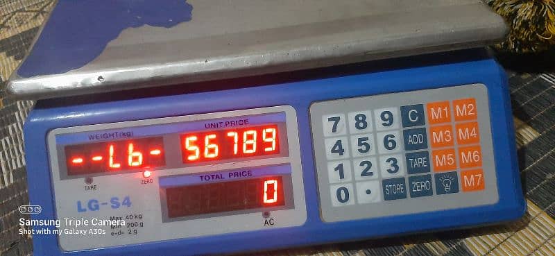 Digital weight machine kanda available 40kg weight 2