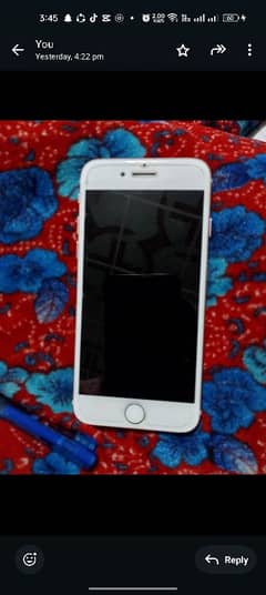 I phone 7  good condition  betrry change health 100