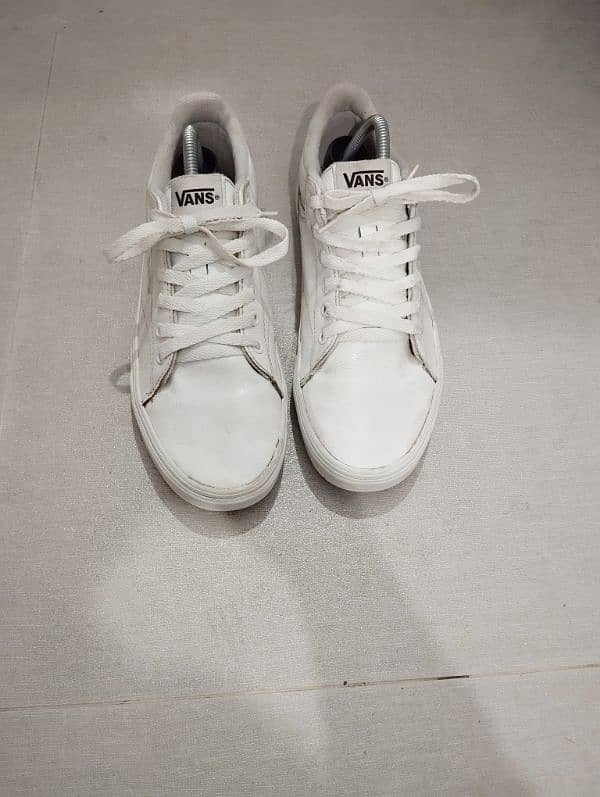 VANS Seldan White Trainers/ Sneakers (Pre-Loved) 7